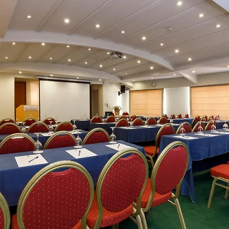 Best Western Plus Hotel Plaza-2