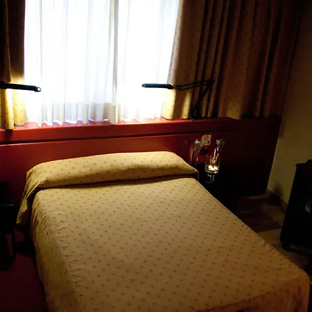Hotel Anaco-3