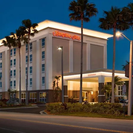 Hampton Inn Tampa-Rocky Point-3