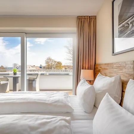 Hotel Yachtclub-2