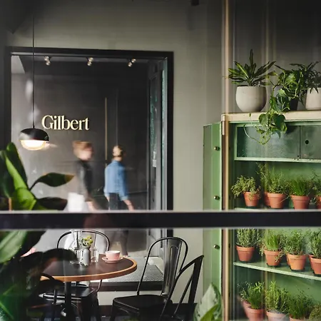 Hotel Gilbert-3