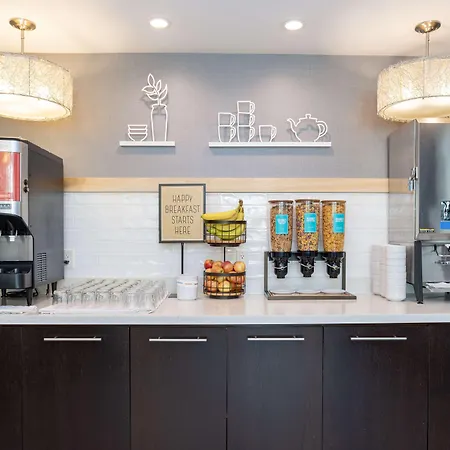 Hampton Inn & Suites, By Hilton - Vancouver Downtown-3