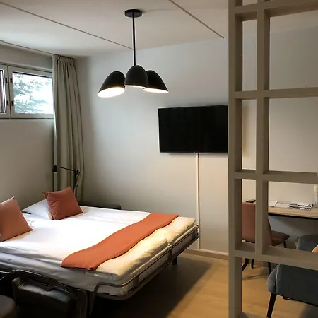Pilot Airport Hotel-2