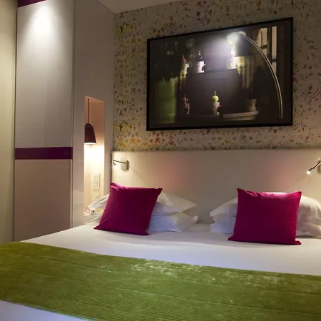 Hotel Atmospheres-2