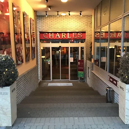 Hotel Charles-3