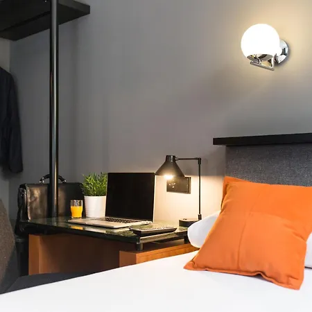 Hotel Malcom And Barret-2