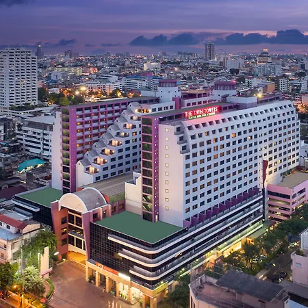 Twin Towers Hotel-2