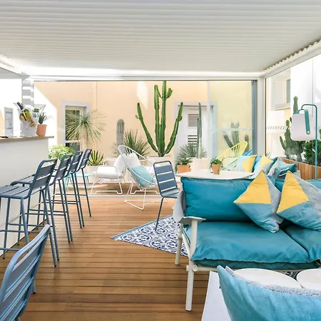 The Deck Hotel By Happyculture-2