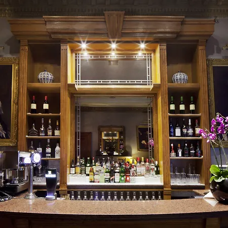 Gem Strathmore Hotel-3