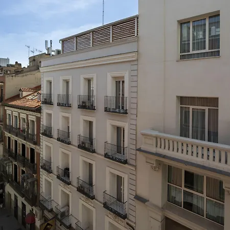 Petit Palace Cliper-Gran Via-3