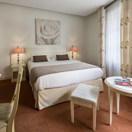 Hotel Royal - Centre Comedie-3