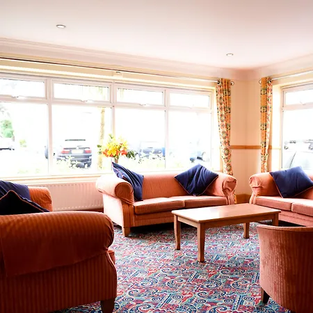 The Riviera Hotel & Apartments - Alum Chine-3