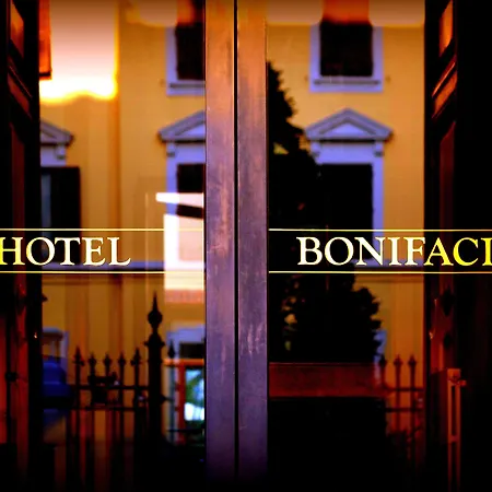 Hotel Bonifacio-2