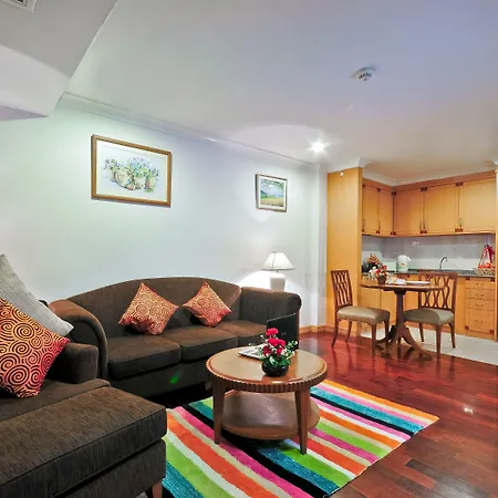 Admiral Suites Bangkok-3