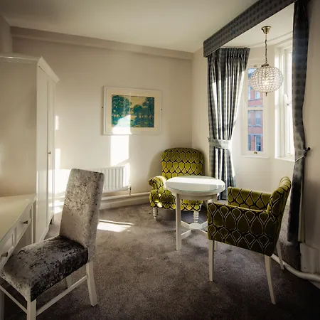 Hotel Isaacs Cork City-2