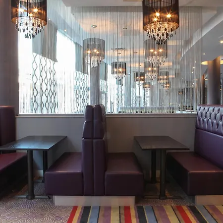 Leonardo Hotel Leeds-2