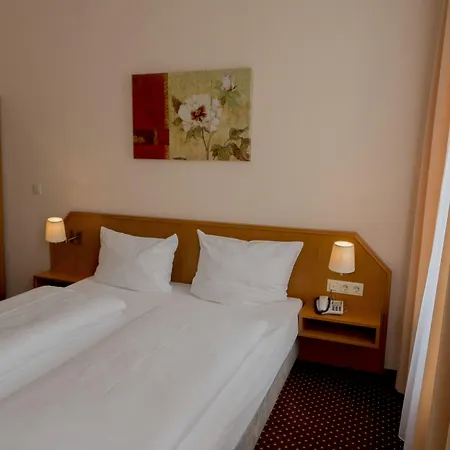 Hotel Lumen Am Hauptbahnhof-3