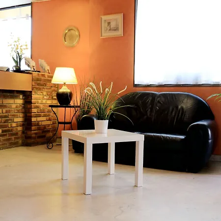 Hotel Paris Villette-3