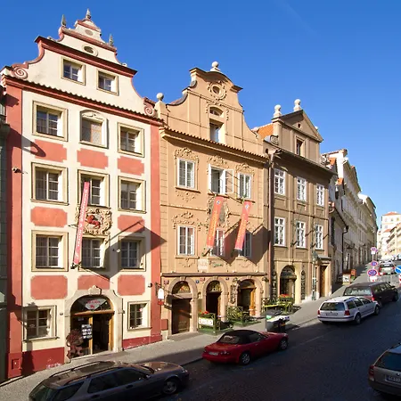 Red Lion Hotel-3