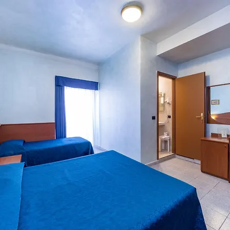 Hotel Aurora-3