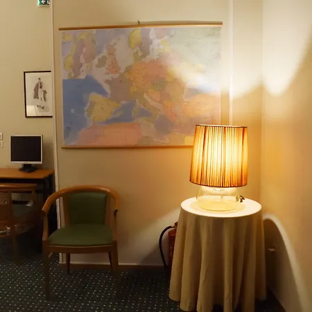 Adrian Hotel-3
