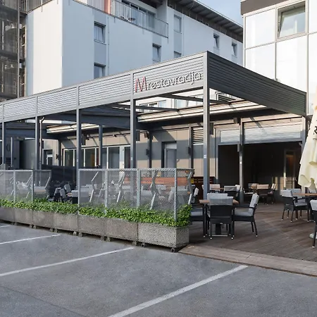 M Hotel-2