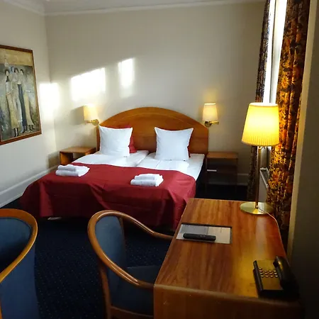 City Hotel Nebo-2