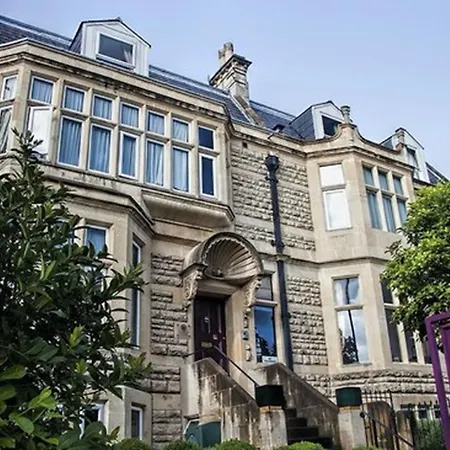 Brooks Guesthouse-2