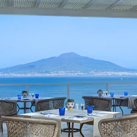 Grand Hotel Royal-2