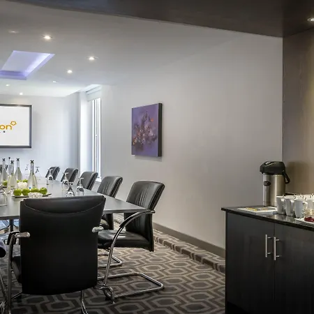 Maldron Hotel Dublin Airport-2