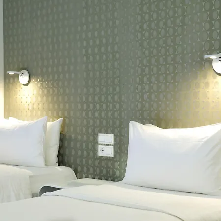 Amazon Hotel-3
