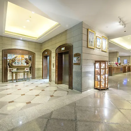Ramada By Wyndham Bangkok Chaophya Park-2