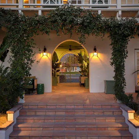 The Colony Palms Hotel And Bungalows - Adults Only-3