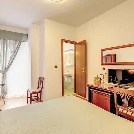 Hotel Flavio-3
