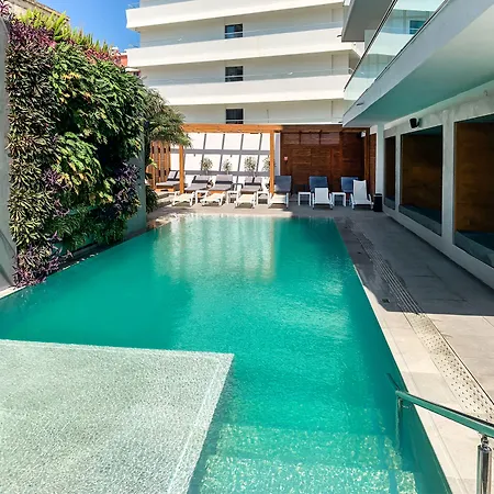 Manousos City Hotel-3