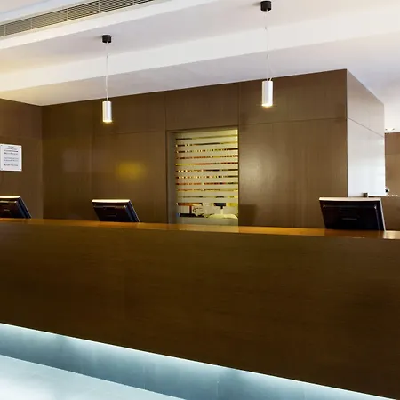 Holiday Inn Express Barcelona City 22@ By Ihg-3
