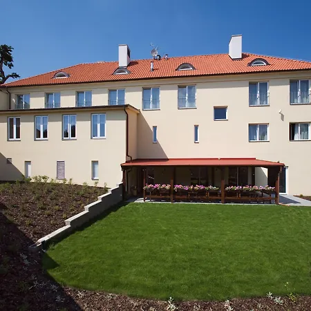 Dolce Villa-2