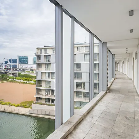 Aha Harbour Bridge Hotel & Suites-3