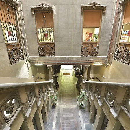 Hostal Girona-3