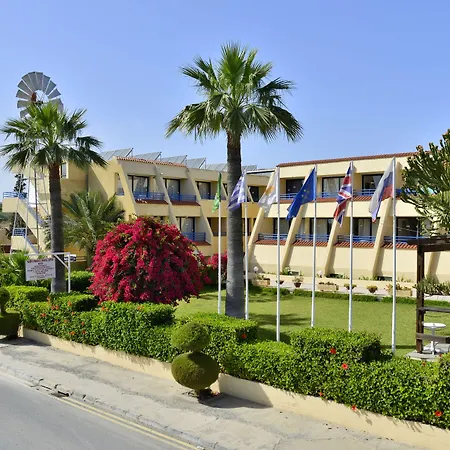 Napa Prince Hotel Apts-2