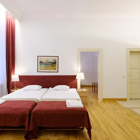 Hotel Metropolis-2