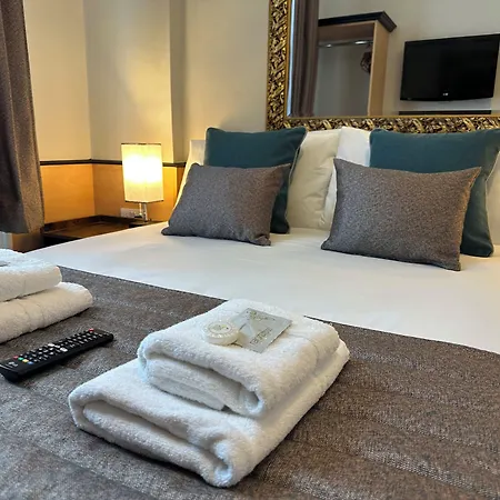 Tudor Court Hotel-2