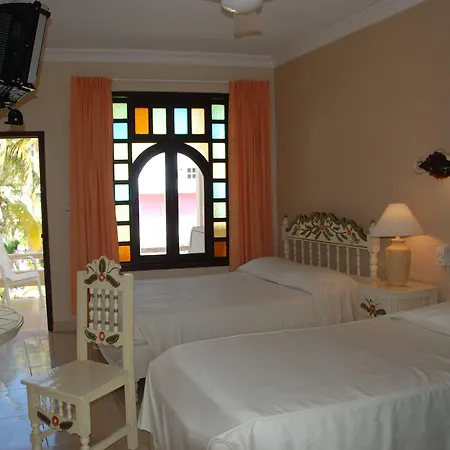 Hotel Cabanas Maria Del Mar-3
