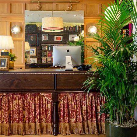 Browns Boutique Hotel-3