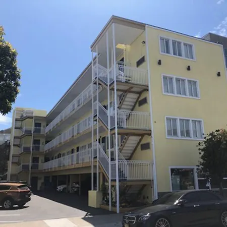 Presidio Parkway Inn-2