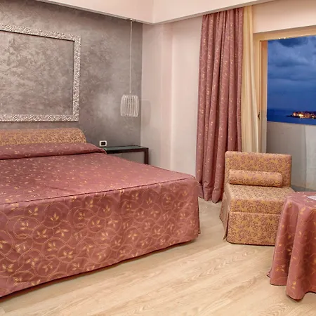 Hotel Santa Lucia Le Sabbie D'Oro-2