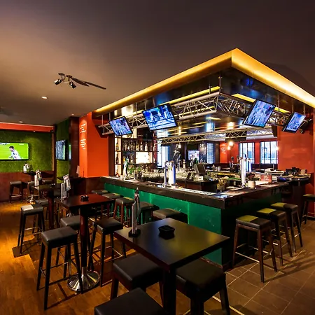Citymax Hotel Al Barsha At The Mall-2
