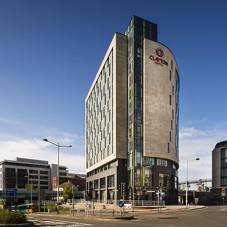 Clayton Hotel Cardiff-2