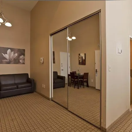 Pointe Plaza Hotel (Adults Only)-3