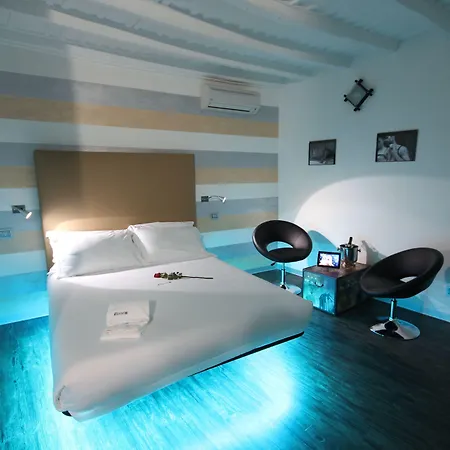 Irooms - Spanish Steps-2